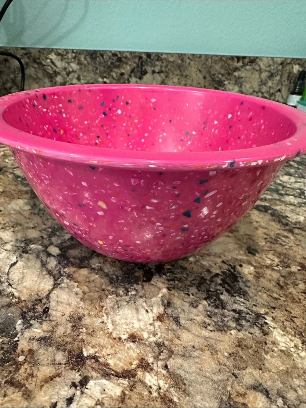 Pre-Owned: Zak! Melamine Confetti Nesting Mixing Bowls - Green, Yellow, Pink